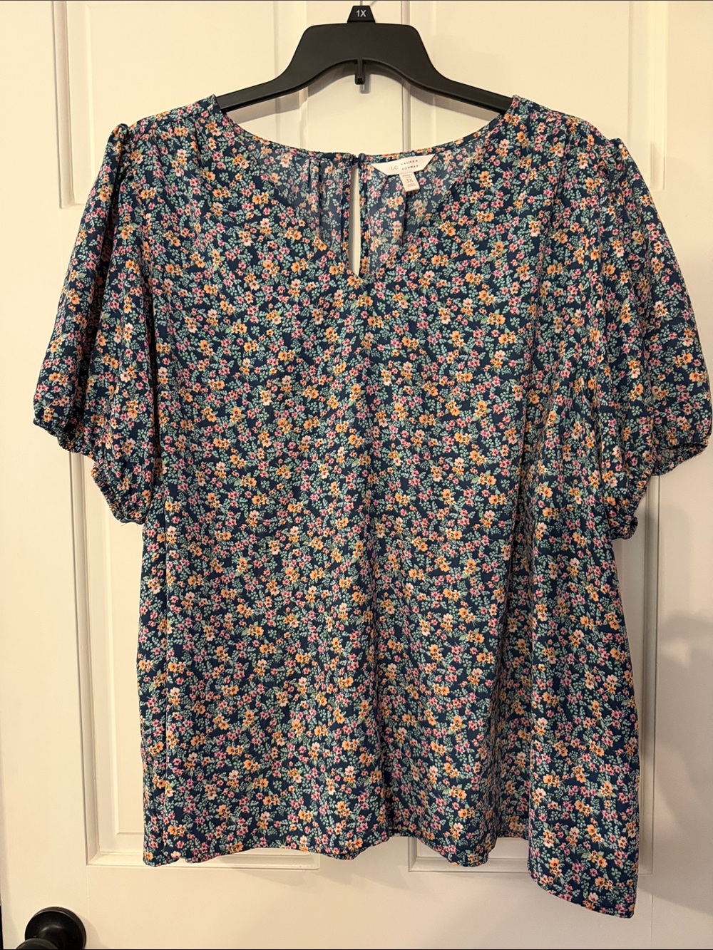 Floral puff sleeve blouse